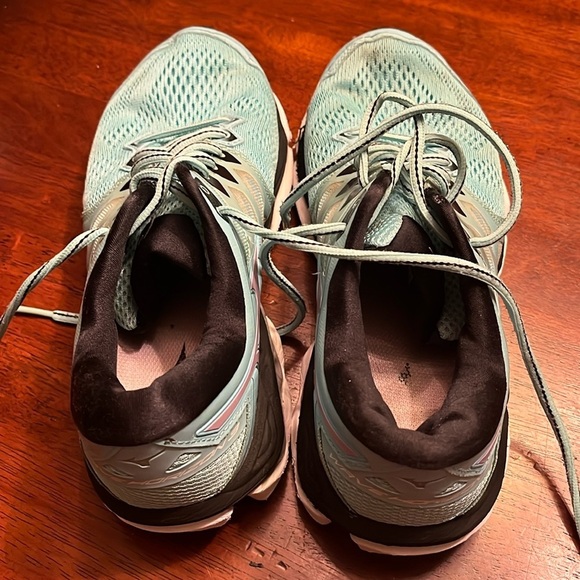 Mizuno Wave aero hug running shoes womens size 10 - Picture 6 of 12